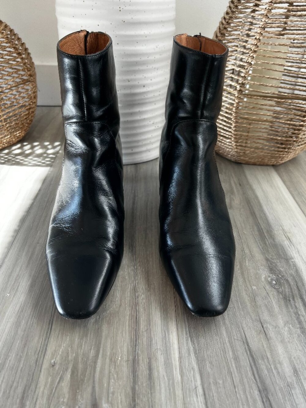 Madewell the Dimes Kitten Heel Boot in crinkle  black leather size 7